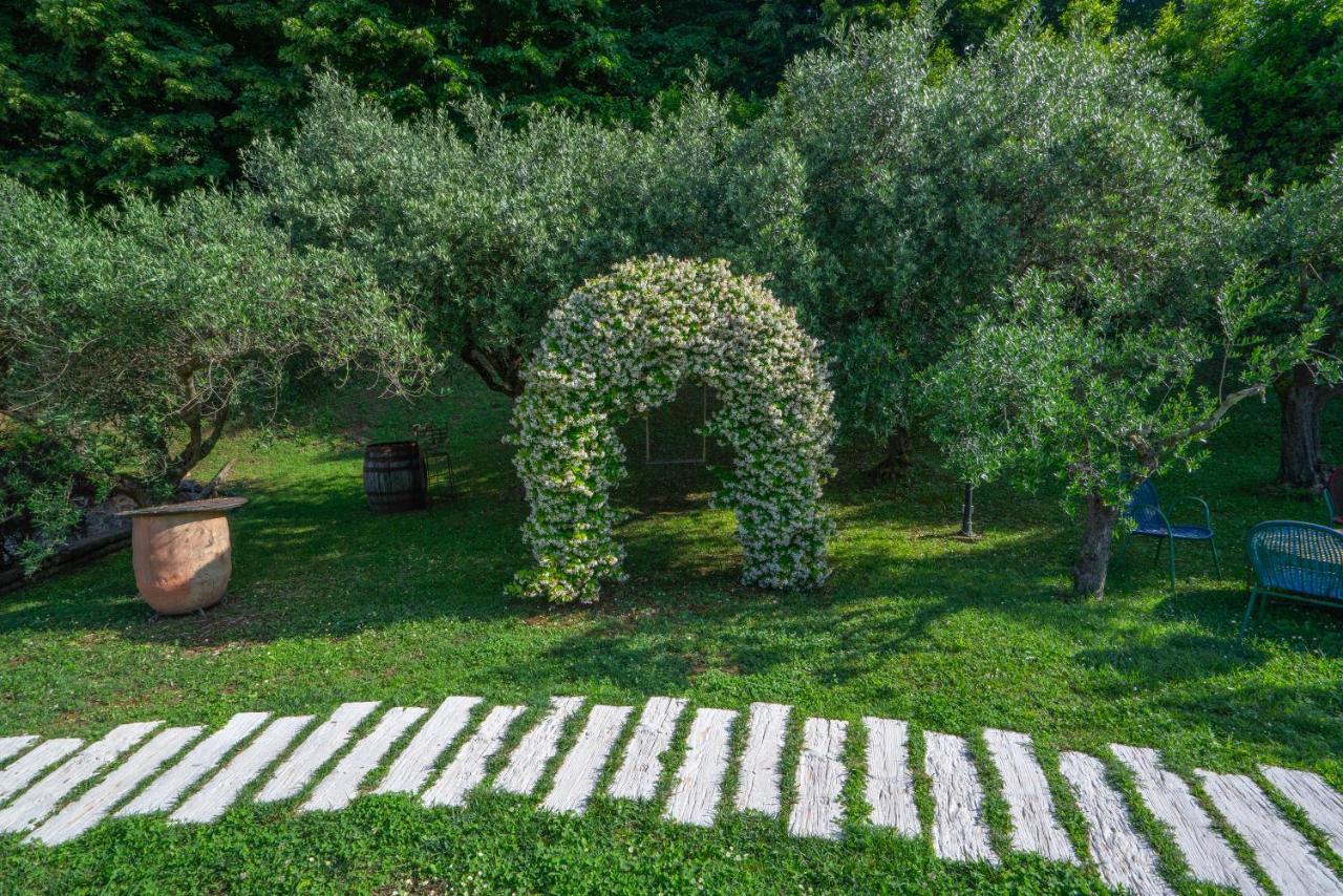 La Sosta In Toscana Камайоре Экстерьер фото